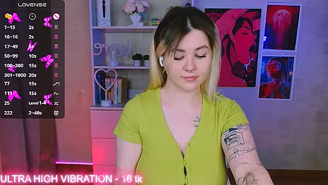 cutie mili online show from 13, 2, 2025