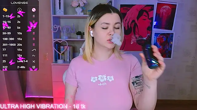 cutie mili online show from 26, 2, 2025