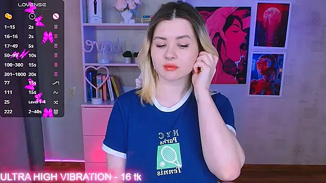 cutie mili online show from 28, 2, 2025