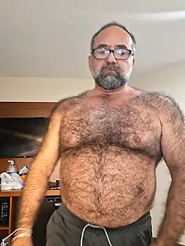 Snapshot of chainjulious chatting on 23, 10, 2025 chainjulious online show from 23, 10, 2025