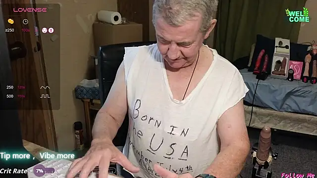 Snapshot of oldnew-63 chatting on 29, 11, 2025 oldnew-63 online show from 29, 11, 2025