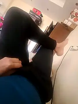 DesiRocco7 online show from 6, 3, 2025