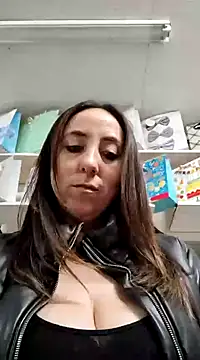 Snapshot of Mia_Novikov chatting on 13, 1, 2025 Mia Novikov online show from 13, 1, 2025