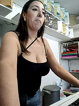 Snapshot of Mia_Novikov chatting on 11, 10, 2025 Mia Novikov online show from 11, 10, 2025