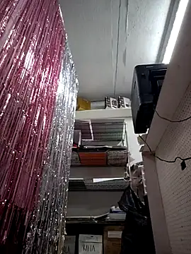 Mia Novikov online show from 4, 3, 2026