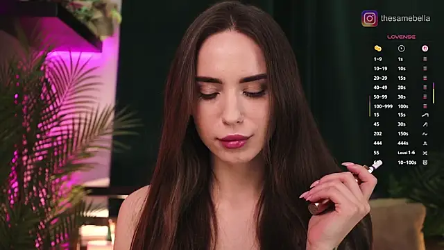 BabyYoda- online show from 9, 10, 2025