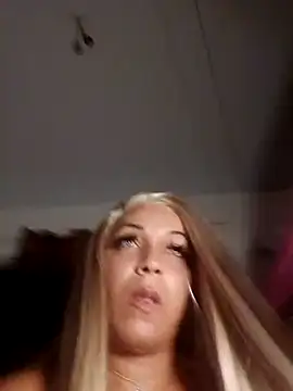 Snapshot of transgirl26 chatting on 8, 9, 2025 transgirl26 online show from 8, 9, 2025