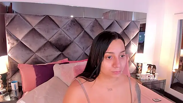 sofhiaa adaams online show from 7, 2, 2025