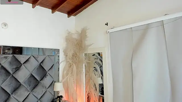 sofhiaa adaams online show from 10, 11, 2025