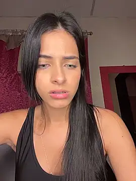 violetta-brown1 online show from 5, 12, 2025