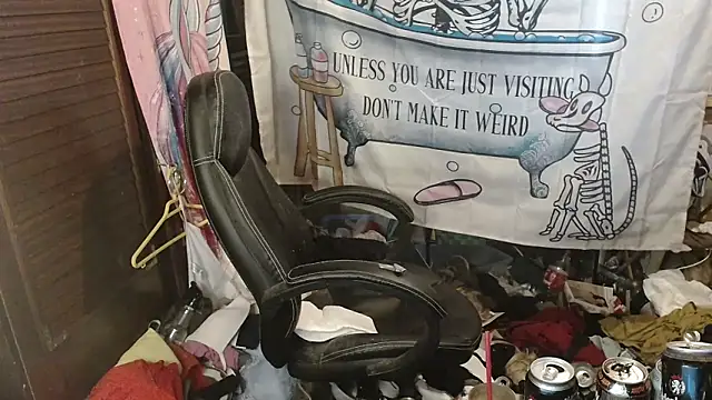 Ombeline1 online show from 6, 2, 2026