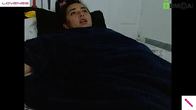 Hot Candy  online show from 25, 2, 2025