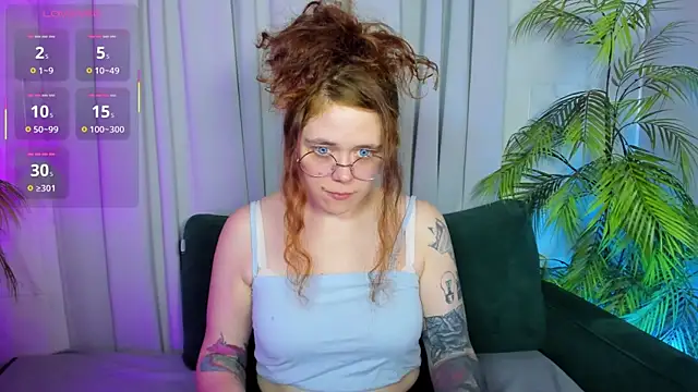 SophiePure online show from 5, 10, 2025