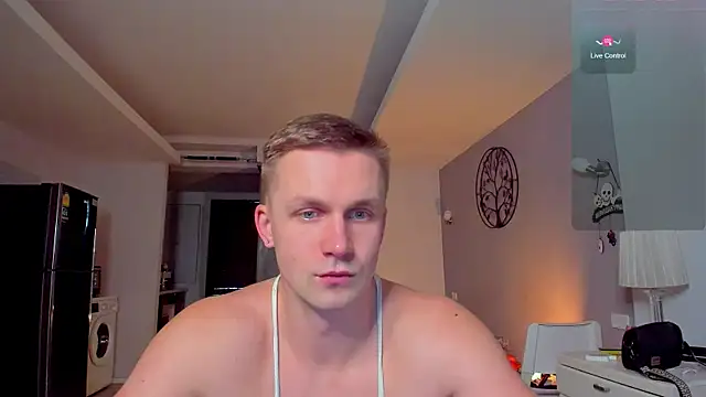 Samuel Andrew online show from 4, 12, 2025