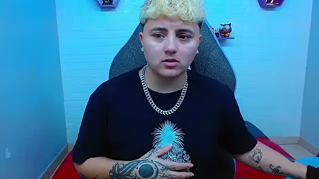 isabeautyx19 online show from 10, 1, 2025