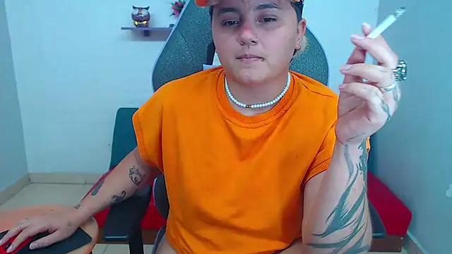 isabeautyx19 online show from 6, 2, 2025