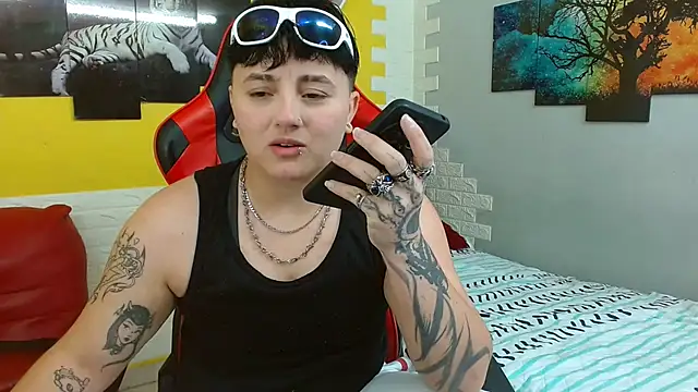 isabeautyx19 online show from 27, 10, 2025