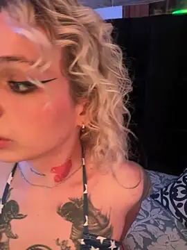 Bonnie vega online show from 19, 9, 2025