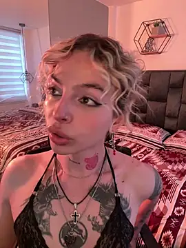 Bonnie vega online show from 25, 3, 2026