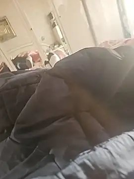 Snapshot of mia69x chatting on 6, 11, 2025 mia69x online show from 6, 11, 2025