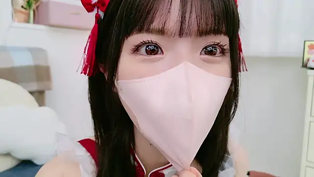 -minami- online show from 4, 1, 2025