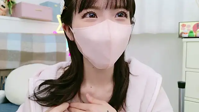 -minami- online show from 5, 1, 2025