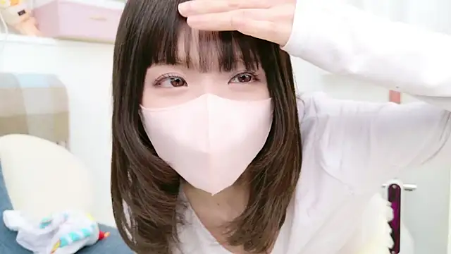 -minami- online show from 23, 1, 2025