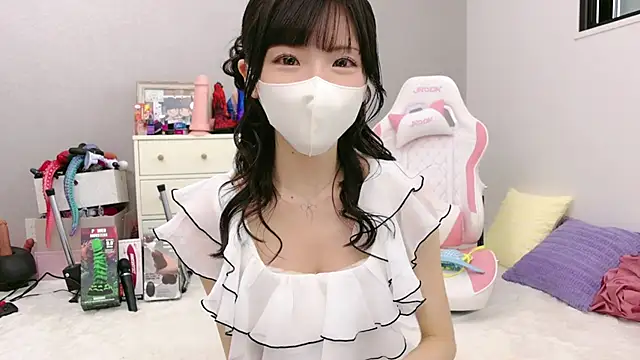 -minami- online show from 18, 4, 2026