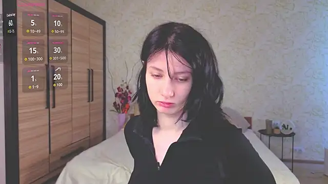 JulisSweet online show from 9, 10, 2025