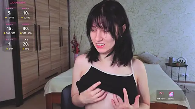 JulisSweet online show from 17, 10, 2025