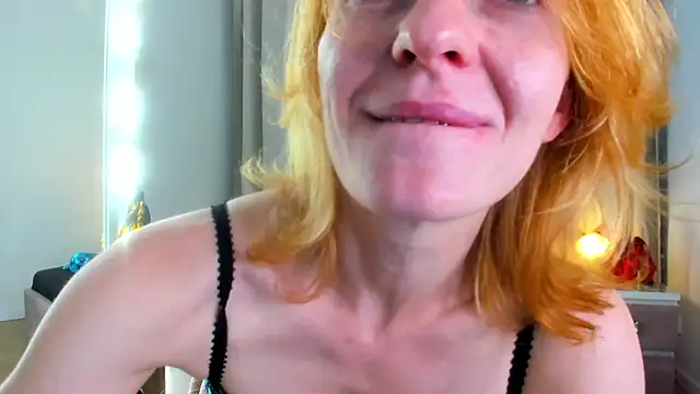 SquirtyAlisa online show from 12, 9, 2025