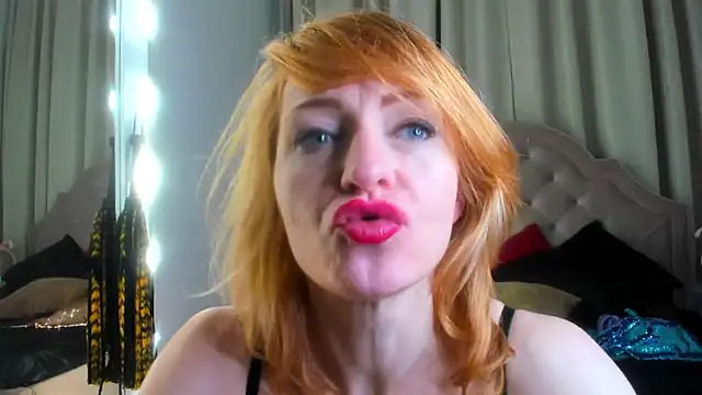 SquirtyAlisa online show from 9, 10, 2025