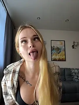 Vladamais online show from 6, 10, 2025