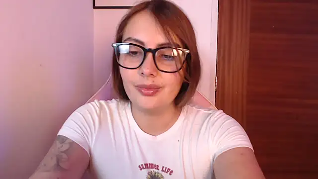 lalawhitte online show from 10, 4, 2026