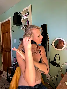 Cutetrans90 online show from 20, 10, 2025