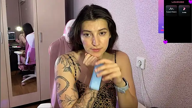 Snapshot of Katrin__kiss chatting on 19, 1, 2025 Katrin kiss online show from 19, 1, 2025