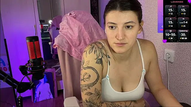 Snapshot of Katrin__kiss chatting on 25, 2, 2025 Katrin kiss online show from 25, 2, 2025