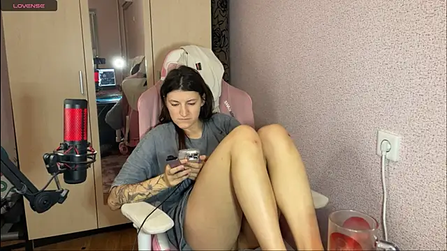 Snapshot of Katrin__kiss chatting on 10, 3, 2025 Katrin kiss online show from 10, 3, 2025