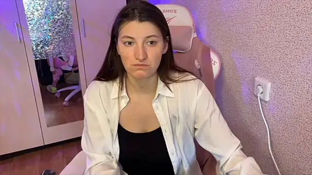 Katrin  kiss online show from 16, 3, 2026