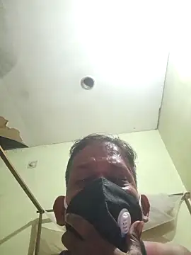 Snapshot of ind_hero chatting on 8, 10, 2025 ind hero online show from 8, 10, 2025