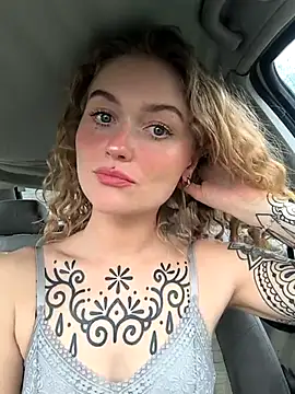 Goldloeckchen159 online show from 16, 2, 2025