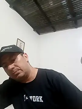 Snapshot of walwan85 chatting on 16, 11, 2025 walwan85 online show from 16, 11, 2025