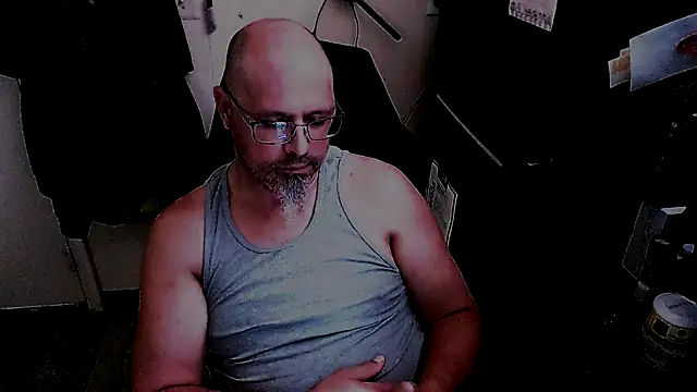 Snapshot of KrazyLegz chatting on 23, 5, 2026 KrazyLegz online show from 23, 5, 2026