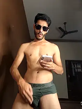 Snapshot of Palyboy426 chatting on 22, 9, 2025 Palyboy426 online show from 22, 9, 2025