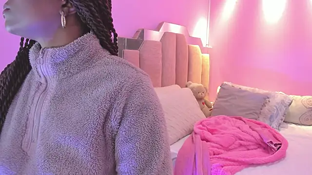 LoveQueen2 online show from 19, 12, 2025