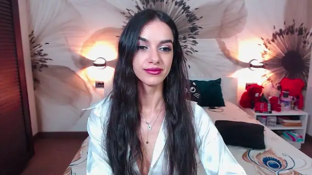 Snapshot of KatherineBisou chatting on 3, 11, 2025 KatherineBisou online show from 3, 11, 2025