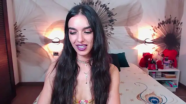 Snapshot of KatherineBisou chatting on 10, 11, 2025 KatherineBisou online show from 10, 11, 2025