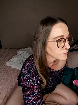 Deviant Desires xx online show from 23, 9, 2025