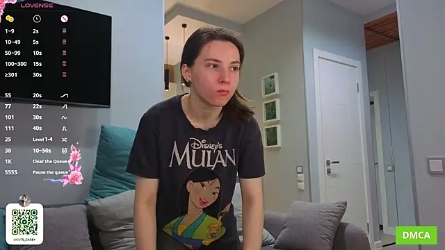 DonnaBurkee online show from 6, 11, 2025