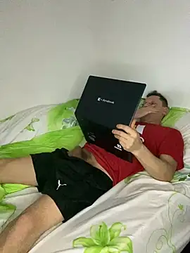 Yourhotboy 42 online show from 22, 2, 2025